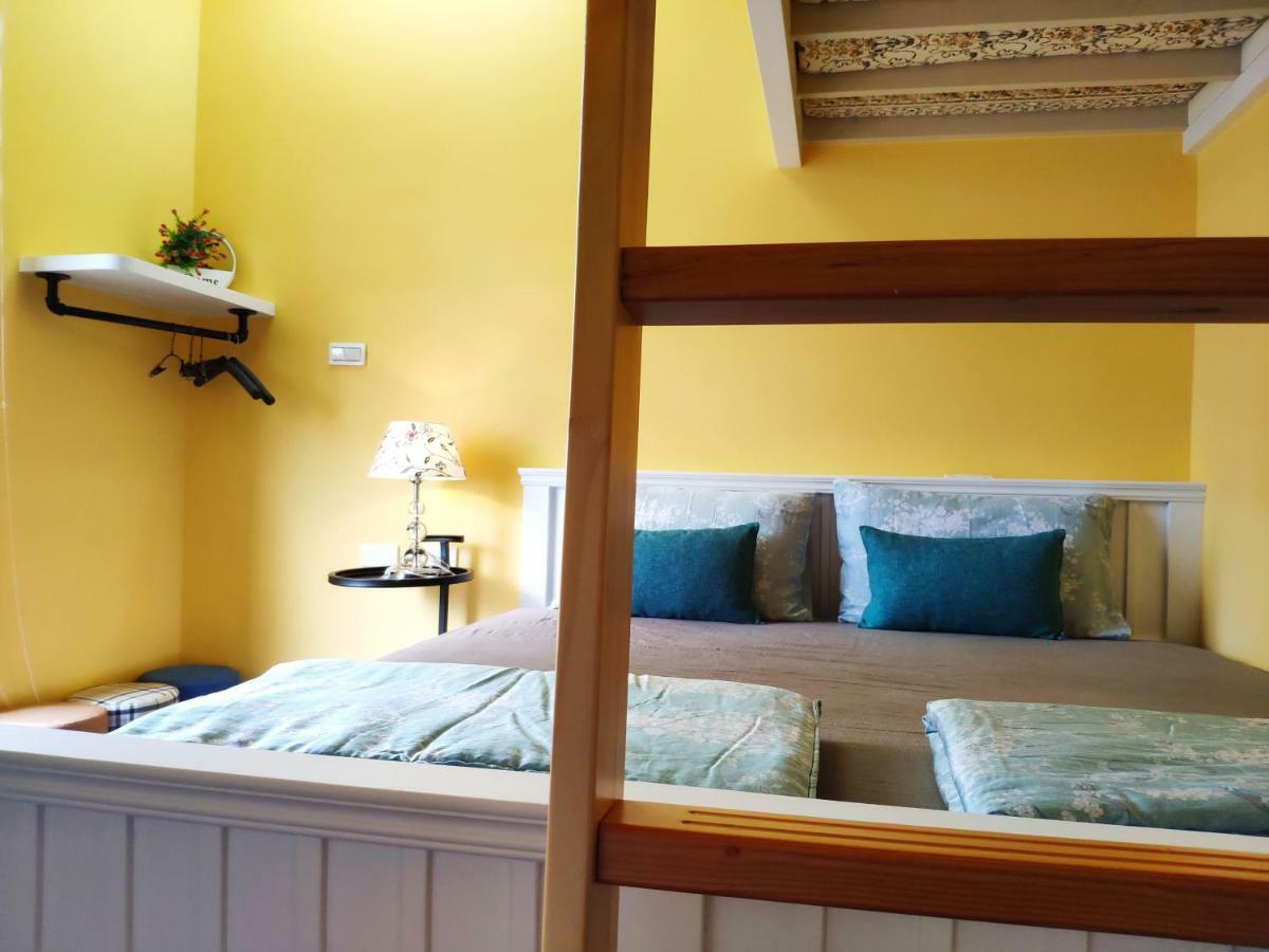 Teacher Cai Homeestay Hsziaoliucsiu Kültér fotó